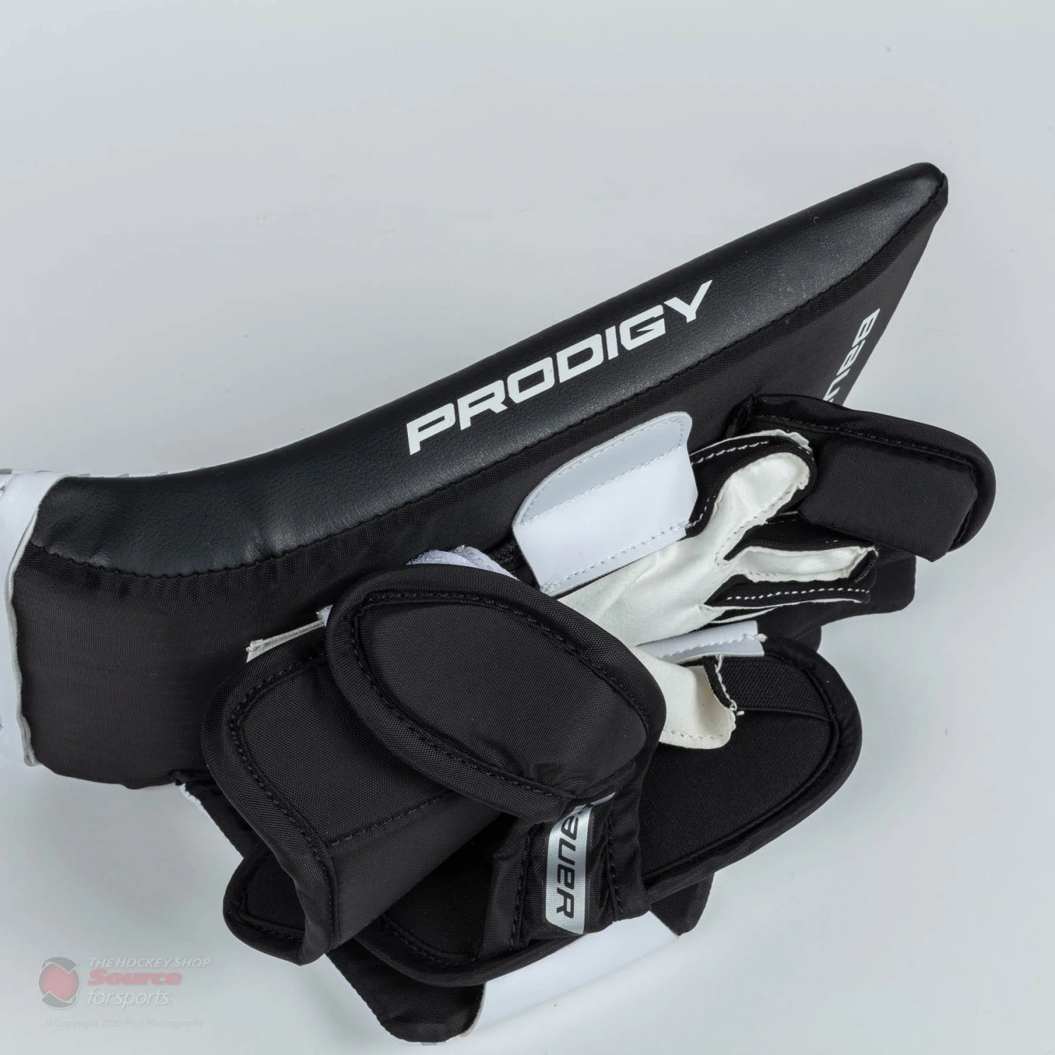 Bauer GSX Prodigy Youth Goalie Blocker S20 6 Bauer GSX Prodigy Youth Goalie Blocker S20 - Image 4