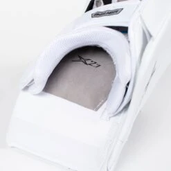 Bauer Vapor X2.7 Junior Goalie Blocker -The Hockey Shop bauer blockers bauer vapor x2 7 junior goalie blocker 5427646660674