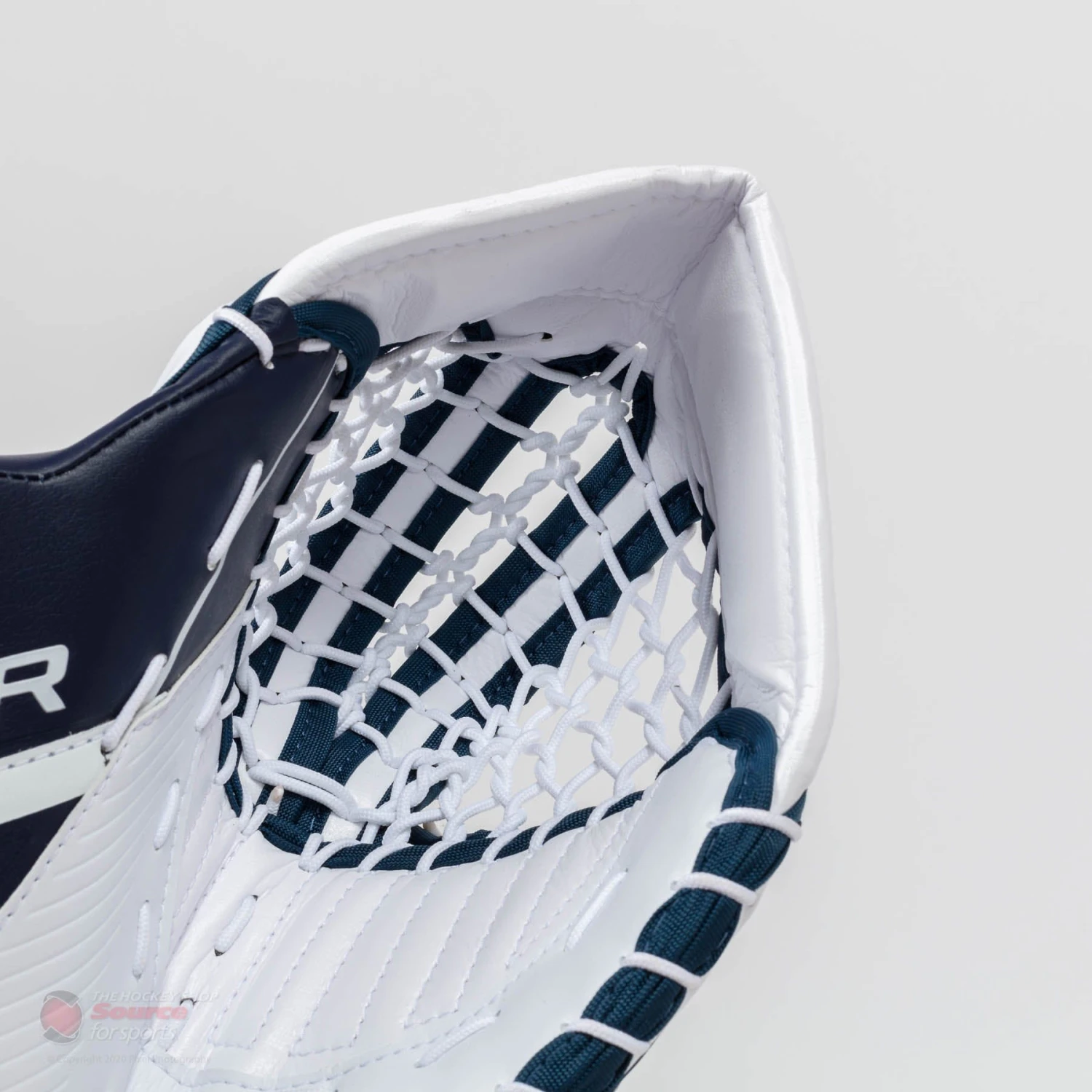 Bauer Supreme 3S Intermediate Goalie Catcher 4 Bauer Supreme 3S Intermediate Goalie Catcher - Image 2