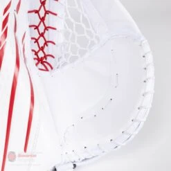 Bauer Vapor HyperLite Senior Goalie Catcher -The Hockey Shop bauer catchers bauer vapor hyperlite senior goalie catcher 27972554915906