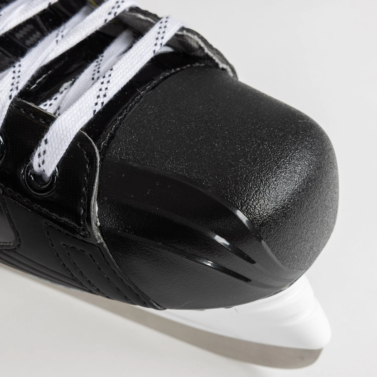 Bauer Vapor X3 Senior Hockey Skates 9 Bauer Vapor X3 Senior Hockey Skates - Image 7