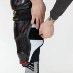 Bauer Vapor Hyperlite Senior Hockey Shin Guards -The Hockey Shop bauer shin guards bauer vapor hyperlite senior hockey shin guards 29084822143042