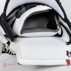 Brian's OPTiK X2 Junior Goalie Catcher -The Hockey Shop brian s catchers brian s optik x2 junior goalie catcher 27999418613826