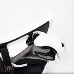 CCM Extreme Flex E4.9 Senior Goalie Blocker - Source Exclusive -The Hockey Shop ccm blockers ccm extreme flex e4 9 senior goalie blocker source exclusive 5311112052802