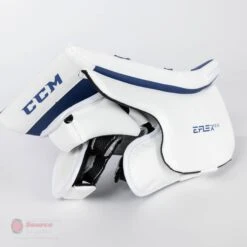 CCM Extreme Flex E5.5 Junior Goalie Blocker -The Hockey Shop ccm blockers ccm extreme flex e5 5 junior goalie blocker 27988469153858