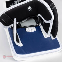 CCM Extreme Flex E5.5 Junior Goalie Blocker -The Hockey Shop ccm blockers ccm extreme flex e5 5 junior goalie blocker 27988469252162