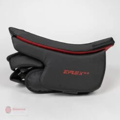 CCM Extreme Flex E5.5 Junior Goalie Blocker - Source Exclusive -The Hockey Shop ccm blockers ccm extreme flex e5 5 junior goalie blocker source exclusive 28238264795202