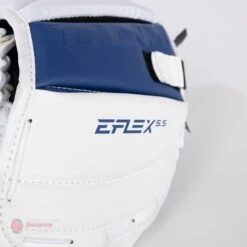 CCM Extreme Flex E5.5 Junior Goalie Catcher -The Hockey Shop ccm catchers ccm extreme flex e5 5 junior goalie catcher 27972557373506