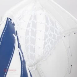 CCM Extreme Flex E5.5 Junior Goalie Catcher -The Hockey Shop ccm catchers ccm extreme flex e5 5 junior goalie catcher 27972557635650