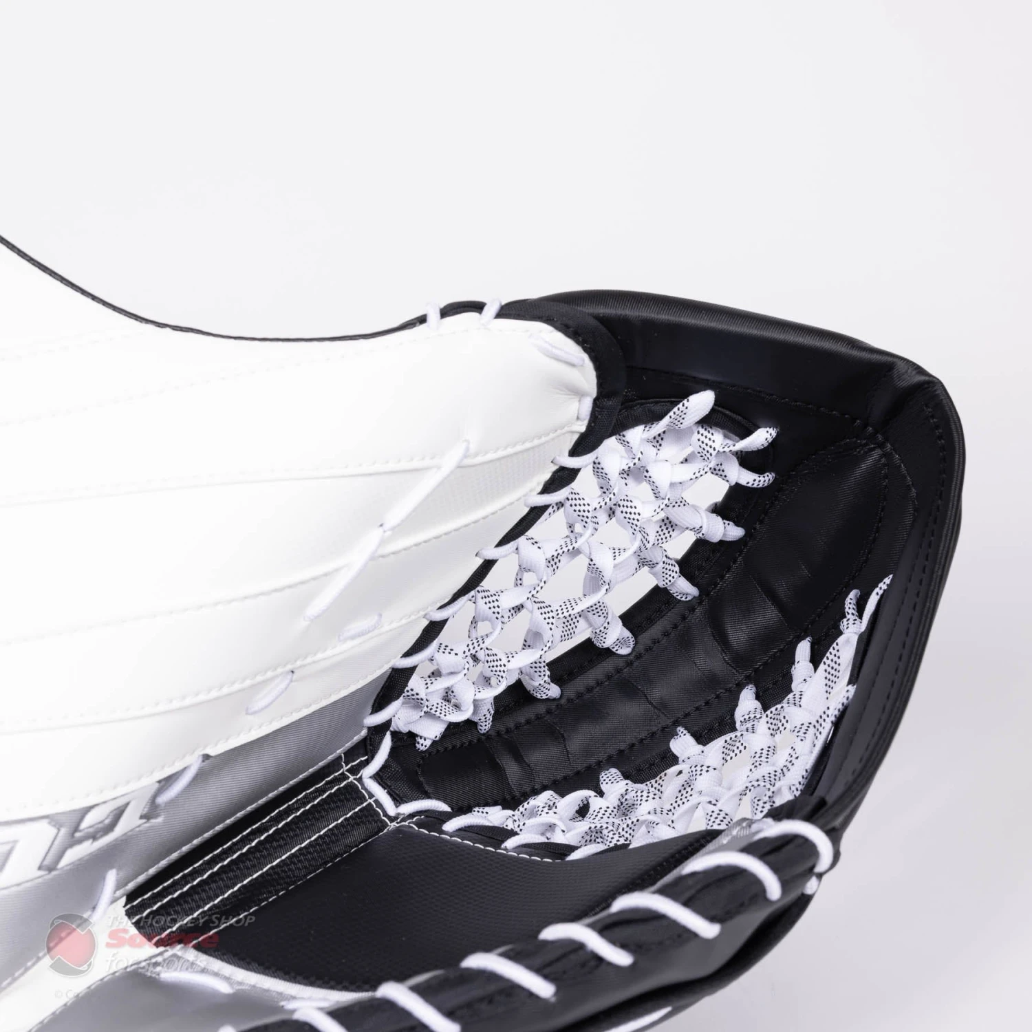 CCM Extreme Flex E5.5 Senior Goalie Catcher - Source Exclusive 9 CCM Extreme Flex E5.5 Senior Goalie Catcher - Source Exclusive - Image 7