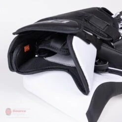 CCM Extreme Flex E5.5 Senior Goalie Catcher - Source Exclusive 24 CCM Extreme Flex E5.5 Senior Goalie Catcher - Source Exclusive -The Hockey Shop ccm catchers ccm extreme flex e5 5 senior goalie catcher source exclusive 28235123195970