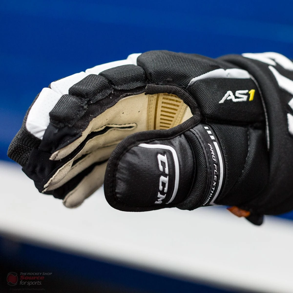 CCM Super Tacks AS1 Senior Hockey Gloves 18 CCM Super Tacks AS1 Senior Hockey Gloves - Image 16