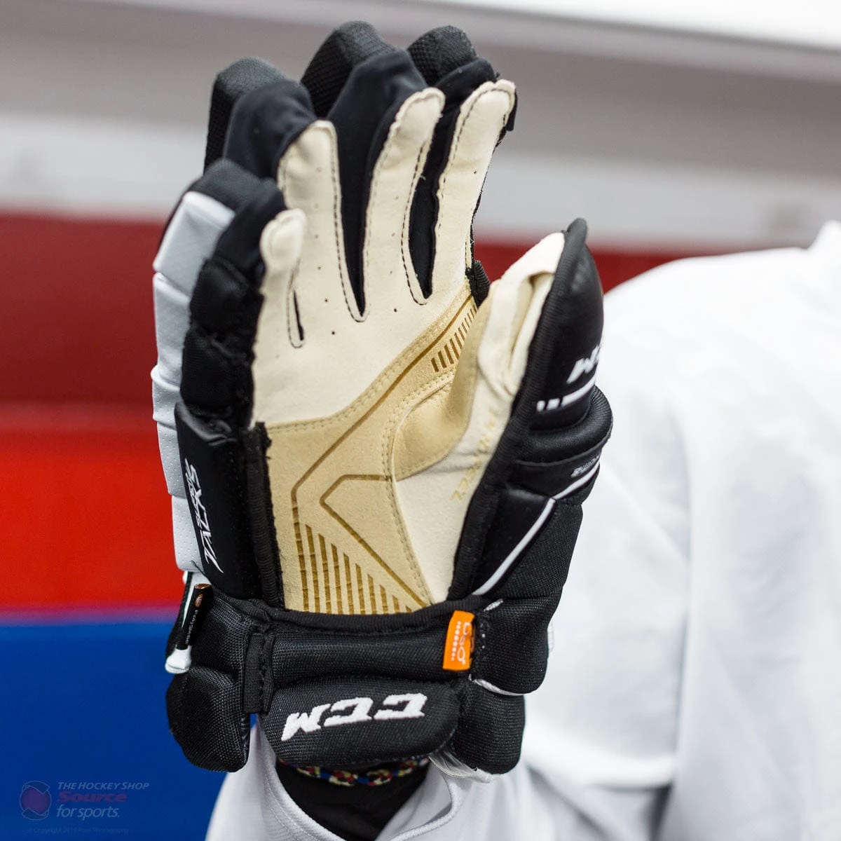 CCM Super Tacks AS1 Senior Hockey Gloves 17 CCM Super Tacks AS1 Senior Hockey Gloves - Image 15