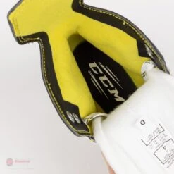 CCM Super Tacks 9370 Junior Hockey Skates -The Hockey Shop ccm hockey skates ccm super tacks 9370 junior hockey skates 14186495180866