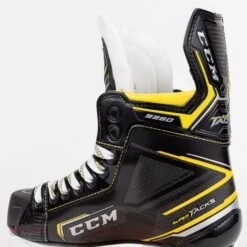 CCM Super Tacks 9380 Junior Hockey Skates -The Hockey Shop ccm hockey skates ccm super tacks 9380 junior hockey skates 14186459955266