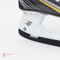 CCM Tacks Vector Pro Junior Skates (2018) -The Hockey Shop ccm hockey skates ccm tacks vector pro junior skates 2018 4566183280706