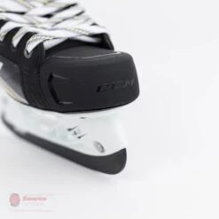 CCM Tacks Vector Pro Junior Skates (2018) -The Hockey Shop ccm hockey skates ccm tacks vector pro junior skates 2018 4566183313474