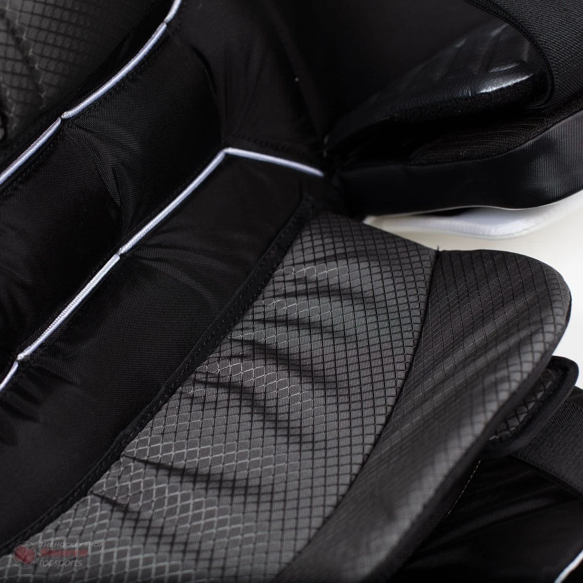 CCM Extreme Flex E4.9 Intermediate Goalie Leg Pads - Source Exclusive 14 CCM Extreme Flex E4.9 Intermediate Goalie Leg Pads - Source Exclusive - Image 12