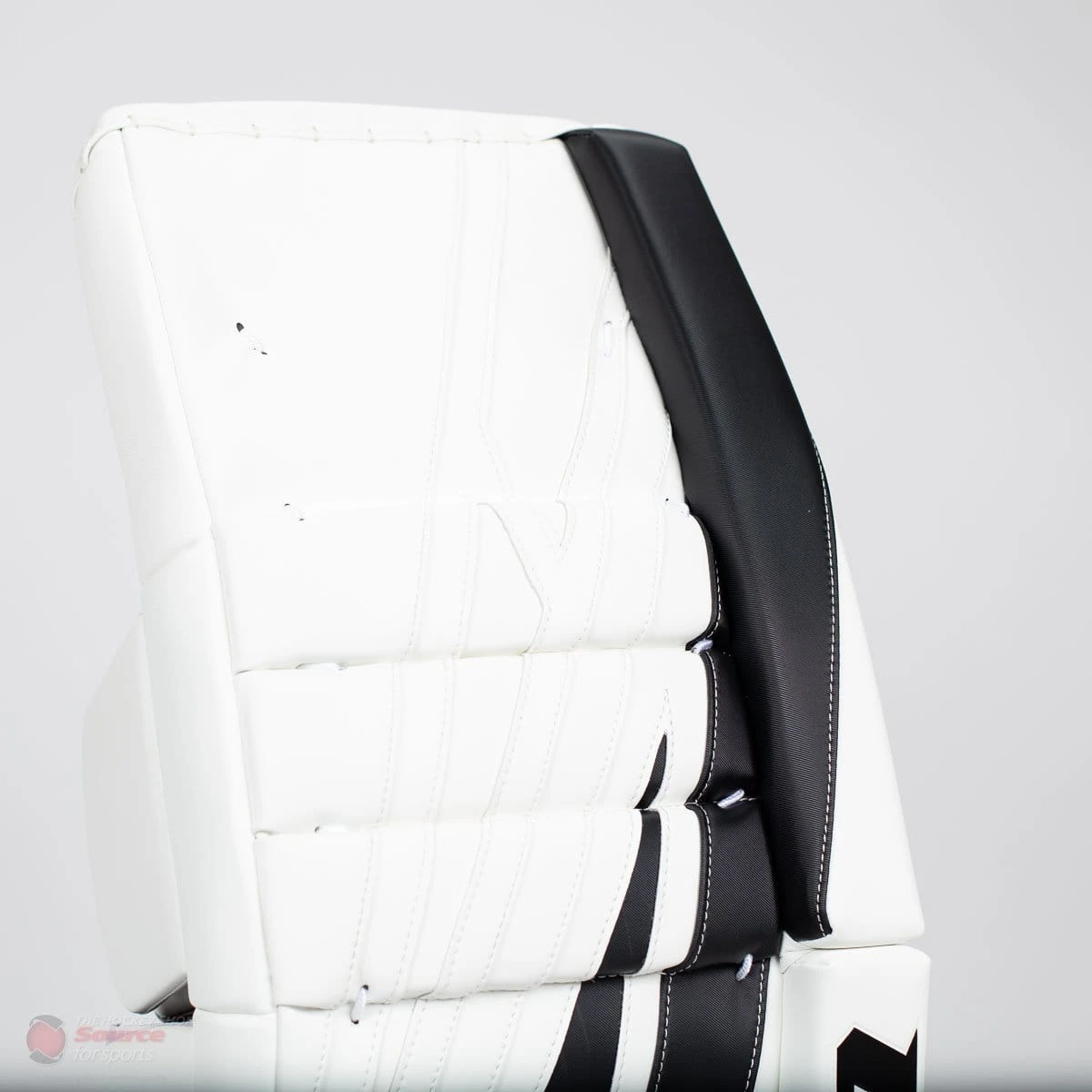 CCM Extreme Flex E4.9 Intermediate Goalie Leg Pads - Source Exclusive 5 CCM Extreme Flex E4.9 Intermediate Goalie Leg Pads - Source Exclusive - Image 3