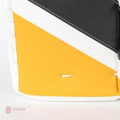 CCM Extreme Flex E5.9 Senior Goalie Leg Pads -The Hockey Shop ccm leg pads ccm extreme flex e5 9 senior goalie leg pads 27988495466562