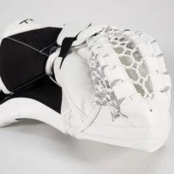 TRUE L12.2 Senior Goalie Catcher - Stock -The Hockey Shop true catchers true l12 2 senior goalie catcher stock 29367122755650