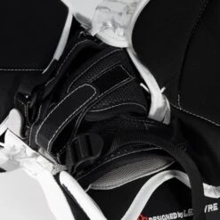 TRUE L12.2 Senior Goalie Catcher - Stock -The Hockey Shop true catchers true l12 2 senior goalie catcher stock 29367157293122