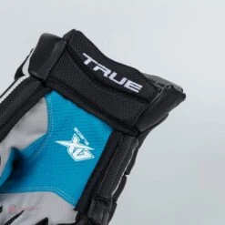 TRUE XC9 Pro Senior Hockey Gloves -The Hockey Shop true gloves true xc9 pro senior hockey gloves 14572696043586