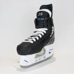 TRUE Player Senior Hockey Skates - Pro Stock - Shift Holder - "39" - Size 6 -The Hockey Shop true hockey skates true player senior hockey skates pro stock shift holder 39 size 6 6 r standard 15187096928322