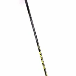 TRUE Catalyst 3X Junior Hockey Stick S21 - 20 Flex -The Hockey Shop true hockey sticks true catalyst 3x junior hockey stick 20 flex 28797103079490