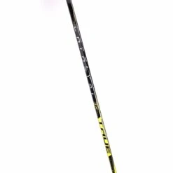 TRUE Catalyst 3X Junior Hockey Stick S21 - 40 Flex -The Hockey Shop true hockey sticks true catalyst 3x junior hockey stick 40 flex 28797103964226