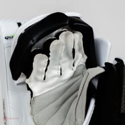 Vaughn Ventus SLR2 Pro Carbon Senior Goalie Blocker -The Hockey Shop vaughn blockers vaughn ventus slr2 pro carbon senior goalie blocker 5312867074114