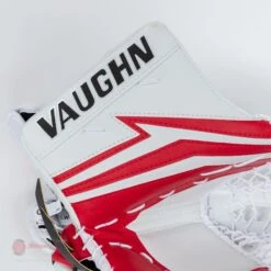 Vaughn Velocity V9 XP Junior Goalie Catcher -The Hockey Shop vaughn catchers vaughn velocity v9 xp junior goalie catcher 14509026377794