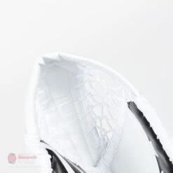 Vaughn Velocity V9 Youth Goalie Catcher -The Hockey Shop vaughn catchers vaughn velocity v9 youth goalie catcher 14781959929922