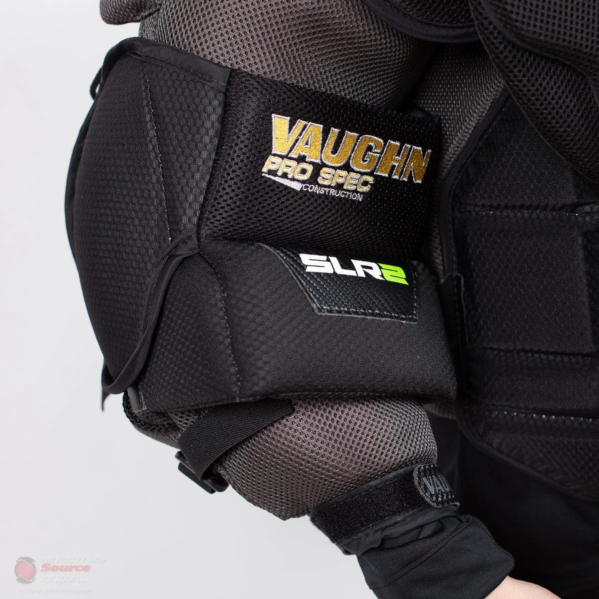 Vaughn Ventus SLR2 Pro Carbon Senior Chest & Arm Protector 11 Vaughn Ventus SLR2 Pro Carbon Senior Chest & Arm Protector - Image 9