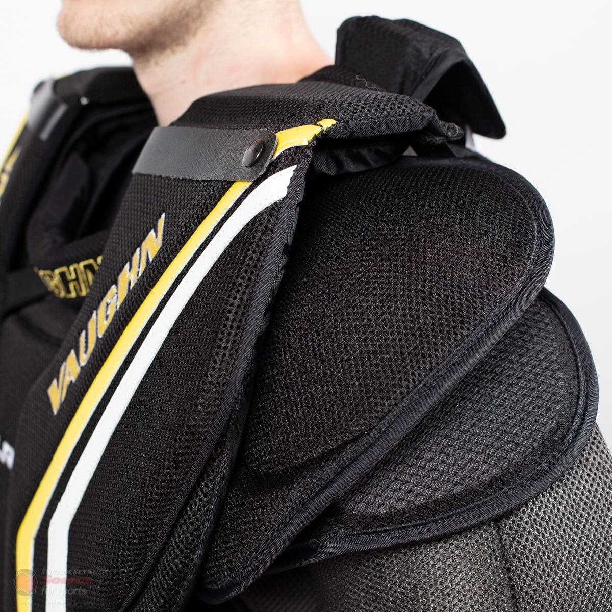 Vaughn Ventus SLR2 Pro Carbon Senior Chest & Arm Protector 10 Vaughn Ventus SLR2 Pro Carbon Senior Chest & Arm Protector - Image 8