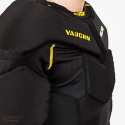 Vaughn Ventus SLR2 Goalie Senior Padded Shirt -The Hockey Shop vaughn padded shirts vaughn ventus slr2 goalie senior padded shirt 5508984766530