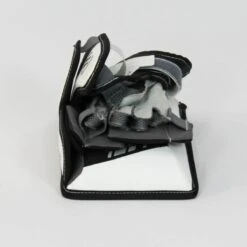 Warrior Ritual G3 Youth Goalie Blocker - Demo A -The Hockey Shop warrior blockers demo warrior ritual g3 youth goalie blocker demo a white regular 15169467416642