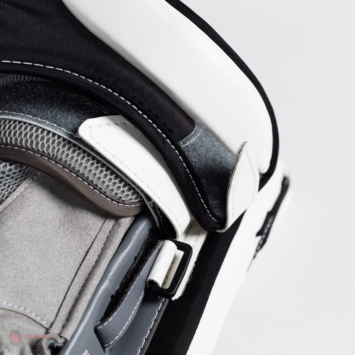 Warrior Ritual GT2 Senior Goalie Blocker 9 Warrior Ritual GT2 Senior Goalie Blocker - Image 7