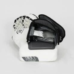 Warrior Ritual G3 Intermediate Goalie Catcher - Demo 11 Warrior Ritual G3 Intermediate Goalie Catcher - Demo -The Hockey Shop warrior catchers demo warrior ritual g3 intermediate goalie catcher demo white full right 15202530558018