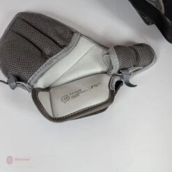 Warrior Ritual G5 Pro Senior Goalie Catcher 34 Warrior Ritual G5 Pro Senior Goalie Catcher -The Hockey Shop warrior catchers warrior ritual g5 pro senior goalie catcher 14051005431874