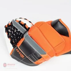 Warrior Ritual G5 SR+ Senior Goalie Catcher - Source Exclusive -The Hockey Shop warrior catchers warrior ritual g5 sr senior goalie catcher source exclusive 14781963599938