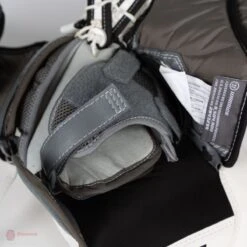 Warrior Ritual GT2 Senior Goalie Catcher -The Hockey Shop warrior catchers warrior ritual gt2 senior goalie catcher 5024717865026