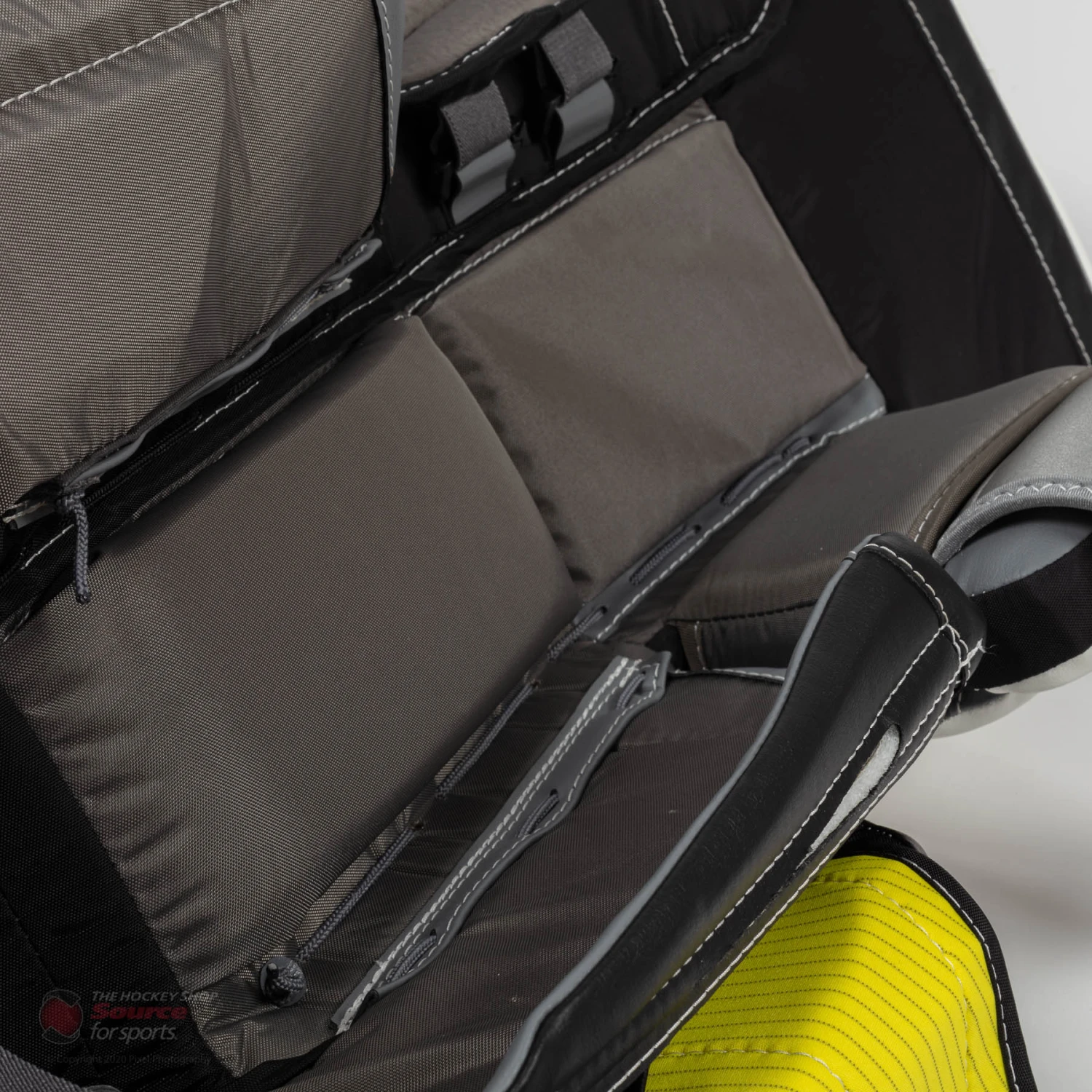 Warrior Ritual G5 Junior Goalie Leg Pads 14 Warrior Ritual G5 Junior Goalie Leg Pads - Image 12